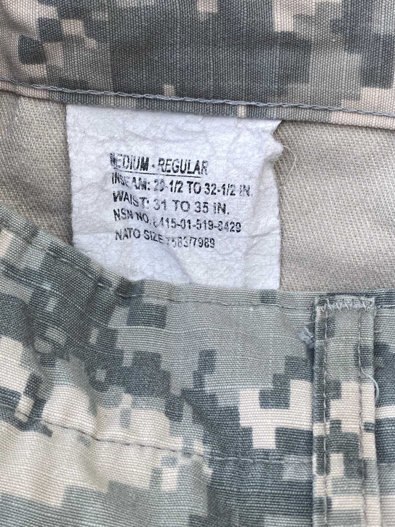 Spodnie ACU UCP bojowki Medium regular US Army wojskowe Propper Int.