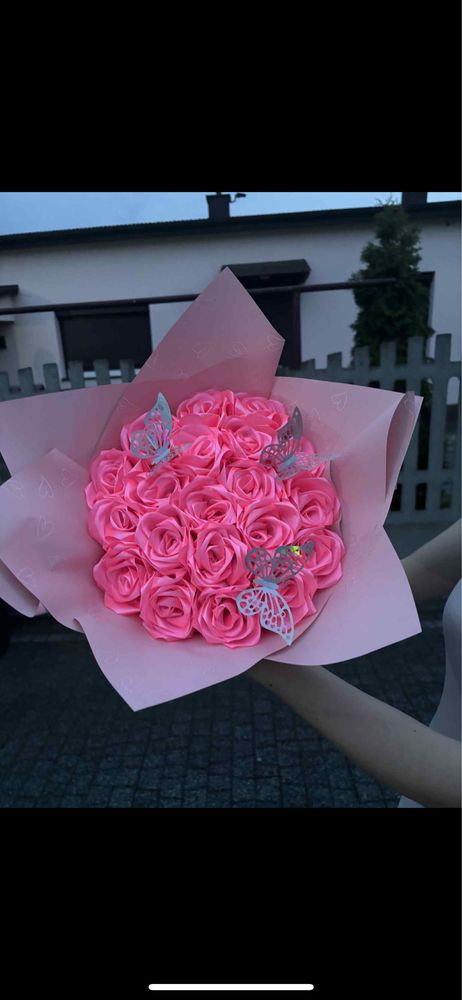 Roze ze wstazki