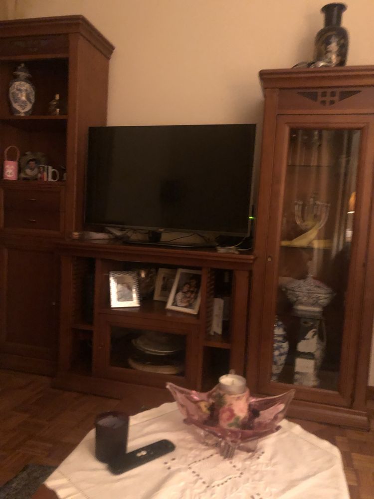 Vendo movel de sala em cerejeira, impecavel,.