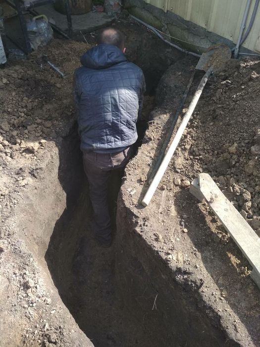 Земляные работы Демонтаж Уборка участка Вывоз мусора Спил деревьев...