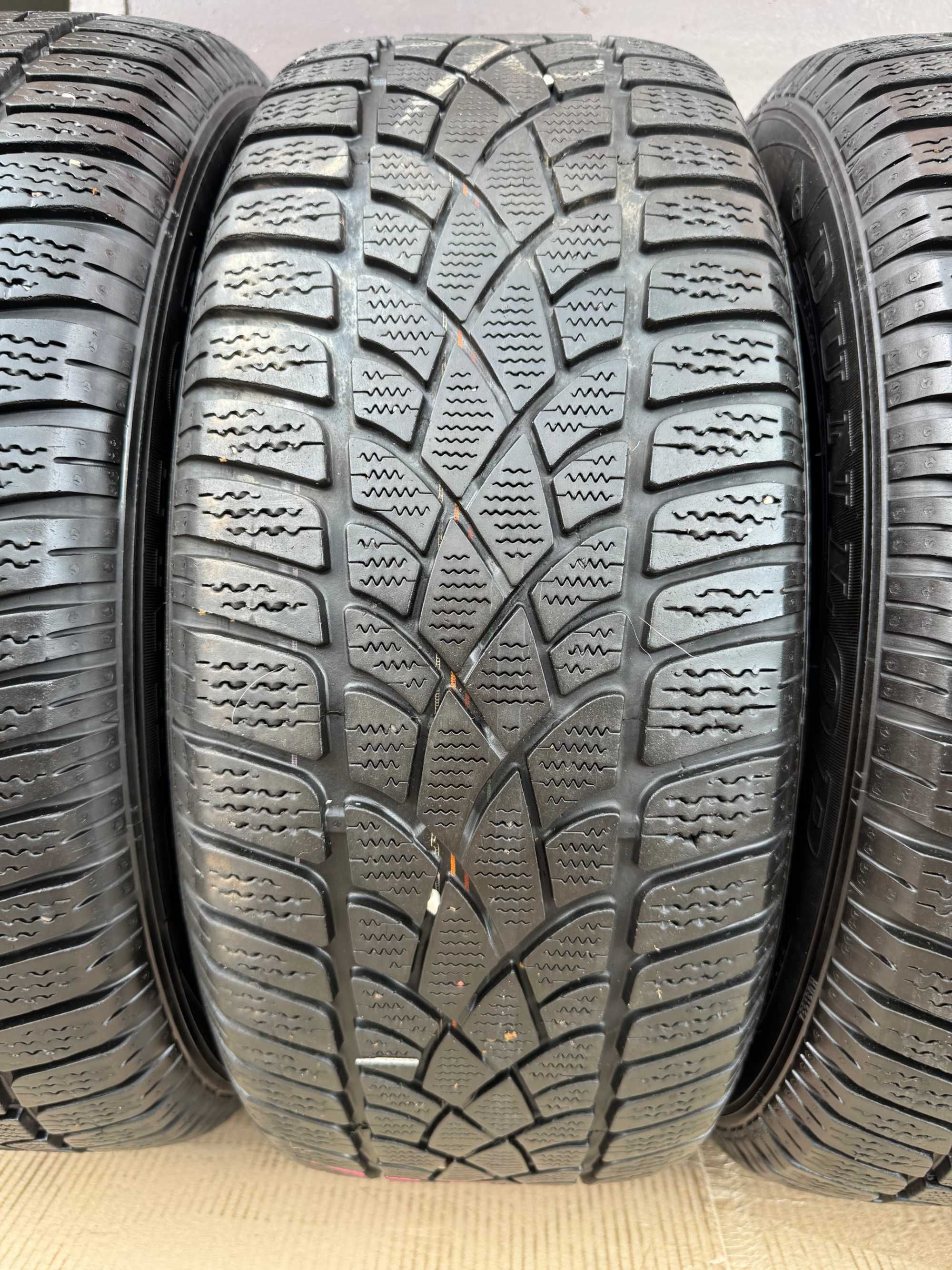 Шини Dunlop 225/55 R-16 (95 H ) made in Germany -зима