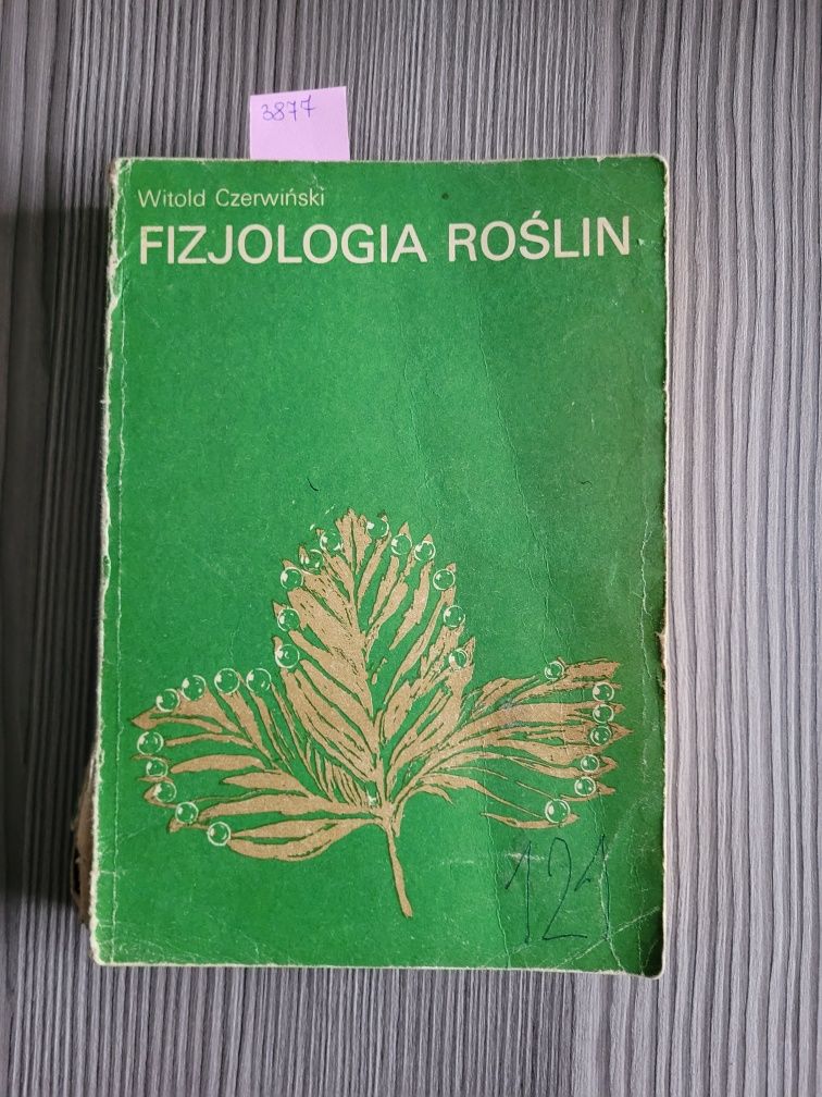 3877. "Fizjologia roślin" Witold Czerwiński