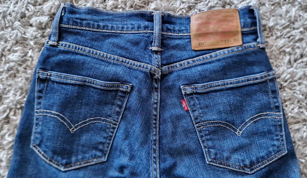 Jeansowe spodnie damskie Levi's r. M 27/32