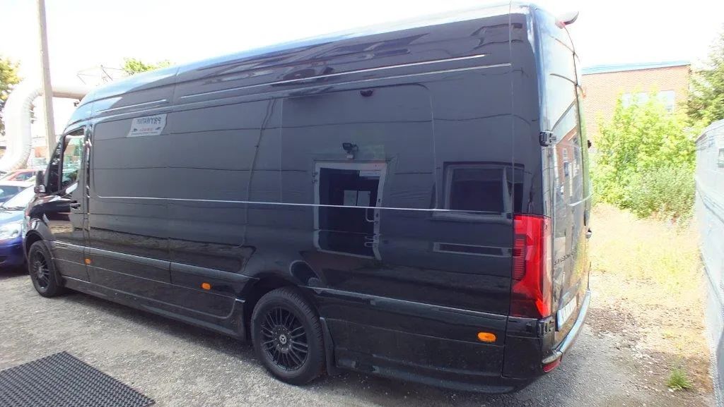 Mercedes-Benz Sprinter busconcept M-B Sprinter 319 L Pro Aut.