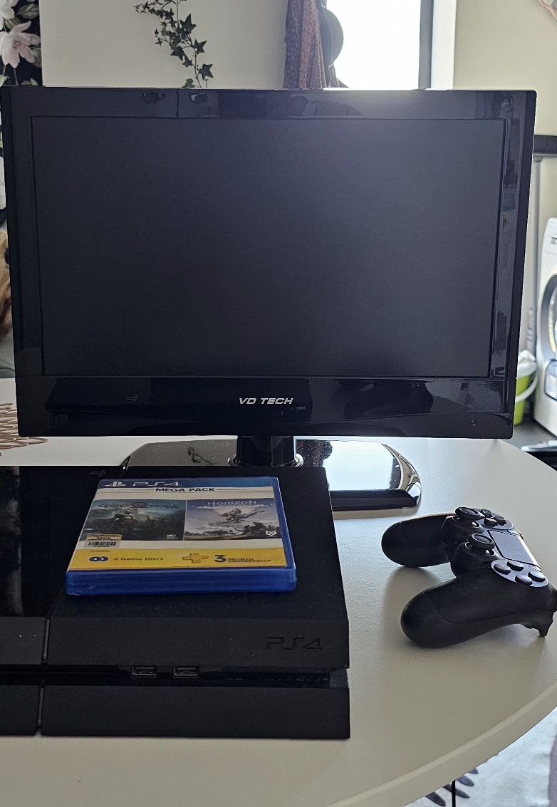 Ps4 Flat + uma Tv 2jogos é um comando
