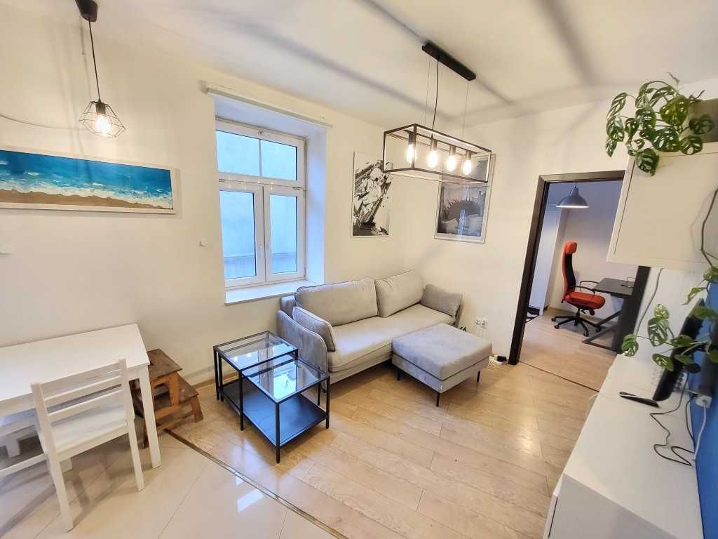 Będzińska-2pokoje,36m2+balkon3m2,piętro1,pełneAGD,jasne,WOLNE OD JUŻ !