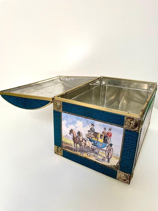 Puszka metalowa vintage duża