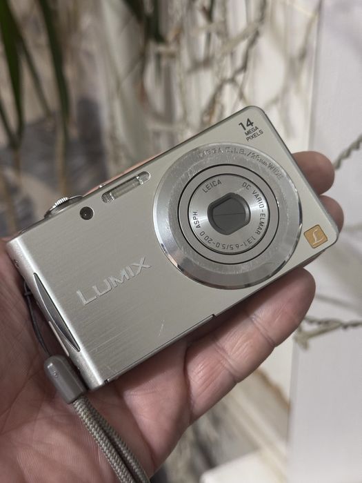 Цифровой фотоаппарат Panasonic lumix dmc fx16