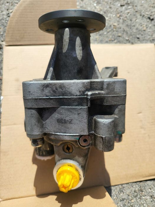 Продам гур на бмв е38