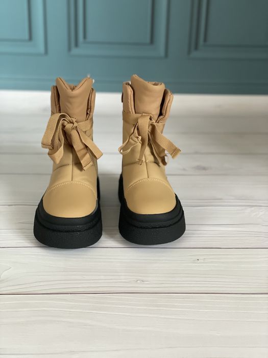 Распродажа! Зимние очень теплые ботинки для девочки 2 цвета