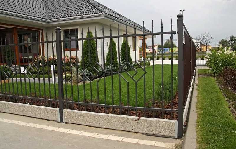 Podmurówka betonowa płyta pod ogrodzenie panel siatka 20cm