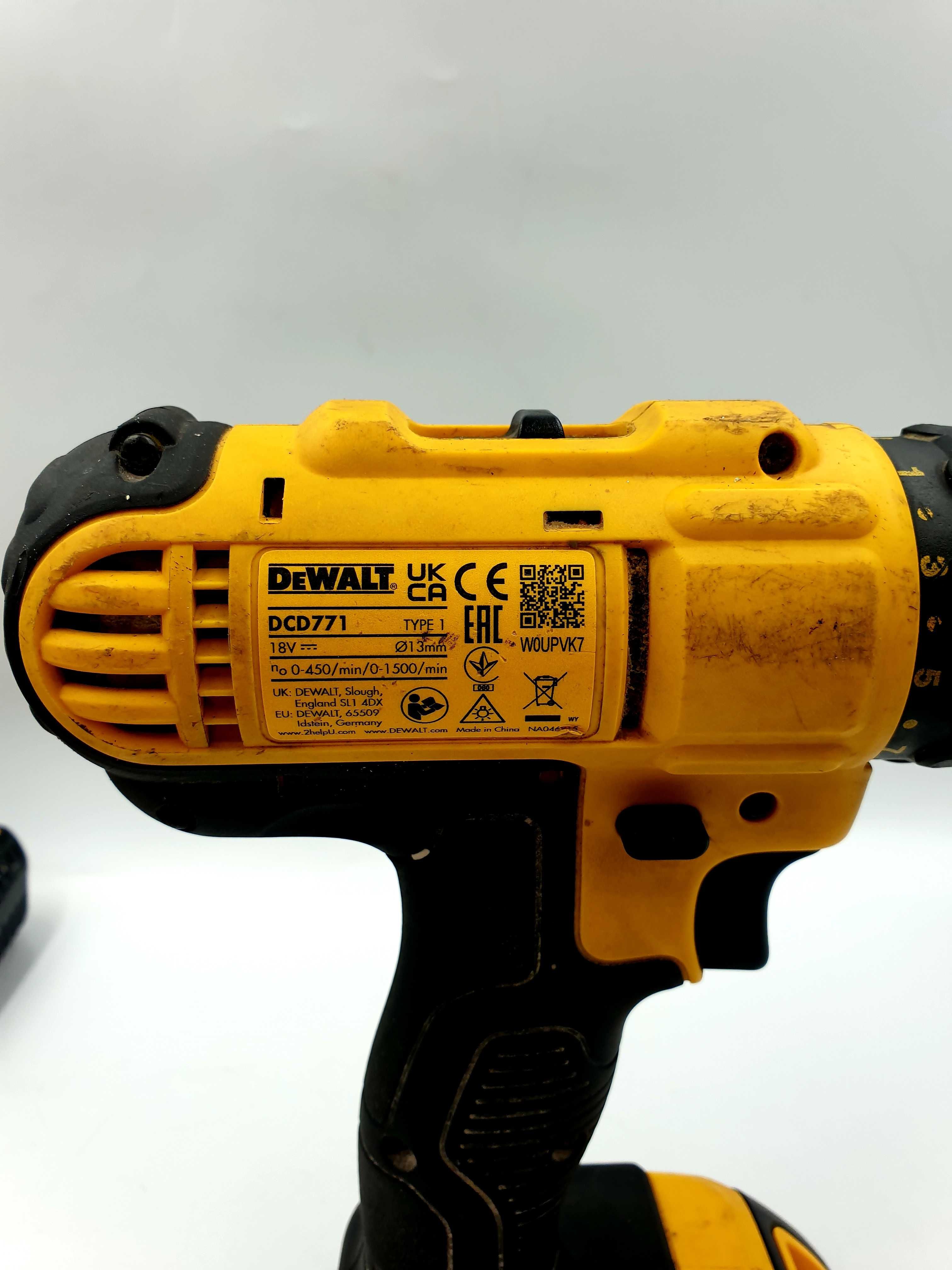 Wiertarko-wkrętarka DeWalt DCD771 + 3x bateria / Ładowarka / Walizka