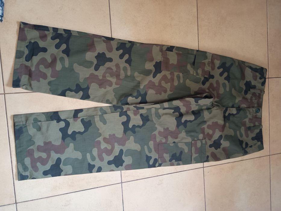 mundur harcerski moro rozmiar 158/164 (1xbluza, 2xspodnie)