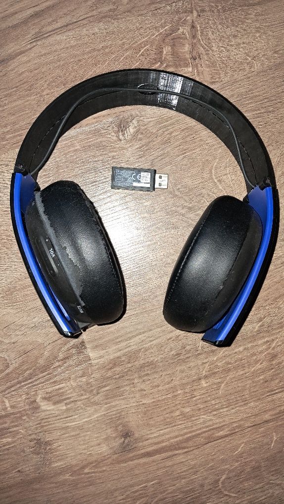 Наушники PlayStation Gold Wireless Stereo Headset 7.1