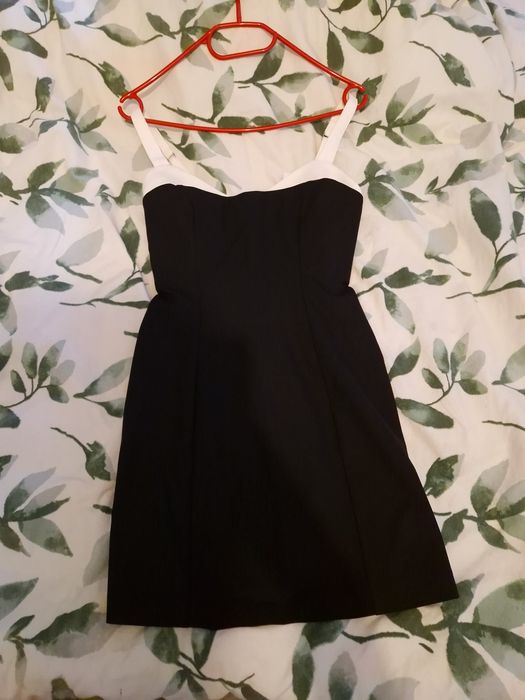 Elegancka sukienka