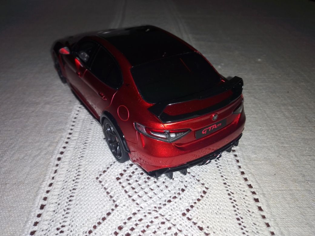 Miniatura Alfa Romeo Giulia GTAm - Otto 1:18