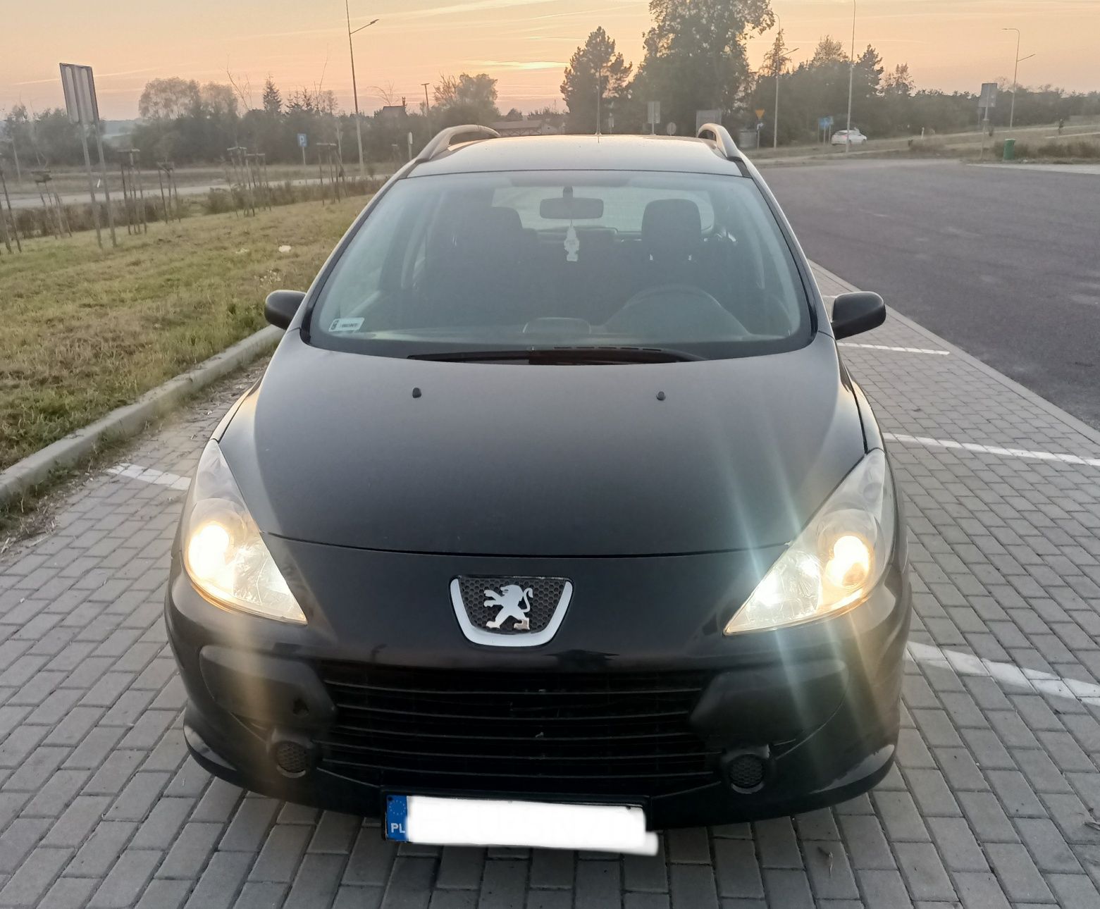 Peugeot 307 kombi, Hak, Gaz