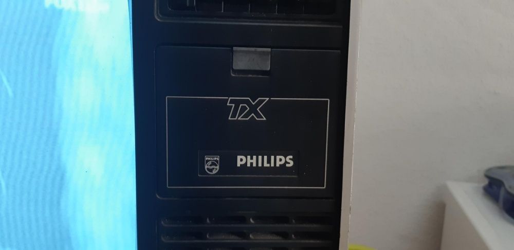 TV PHILIPS preto e branco - a funcionar