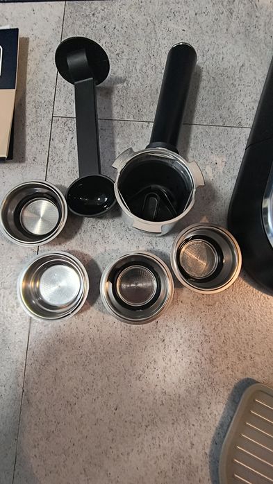 Ekspres kolbowy DeLonghi EC 685