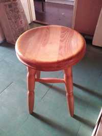 Sprzedam stolek/taborek drewniany