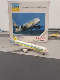 B767-300ER AIR DO Herpa