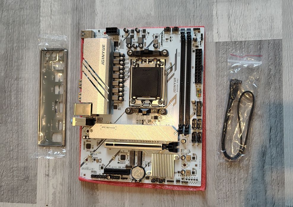 Материнська плата am5 amd jginyue B650M Pro rs