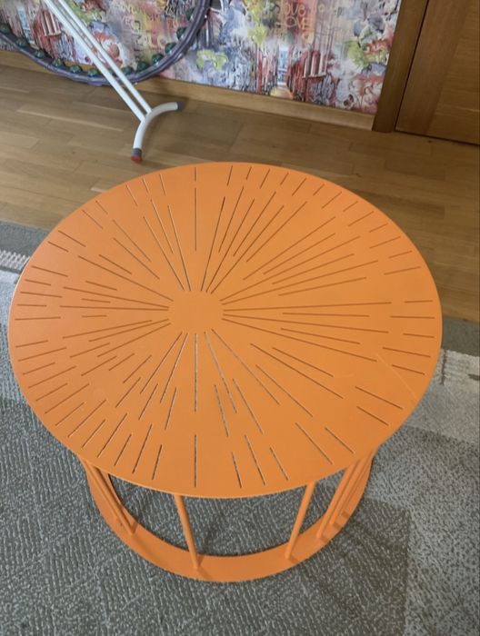 Стіл журнальний дитячий