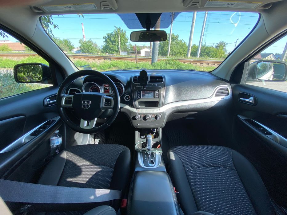 Продам Dodge journey