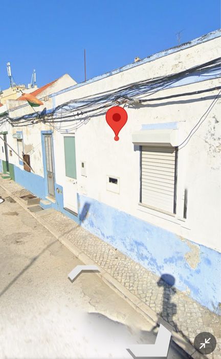 2 casas t2 com quintal.