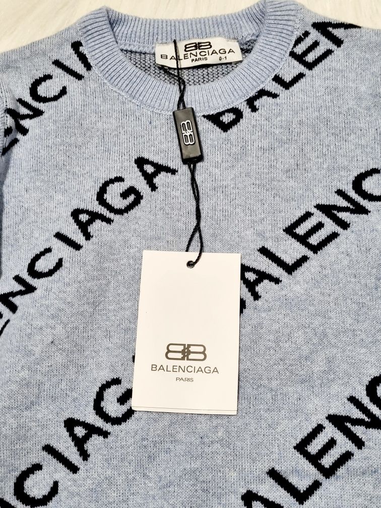 Nowy sweterek 80 Balenciaga