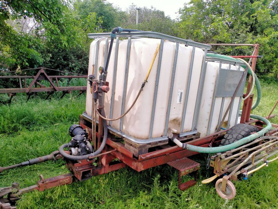 Оприскувач причіпний ОП-2000/14