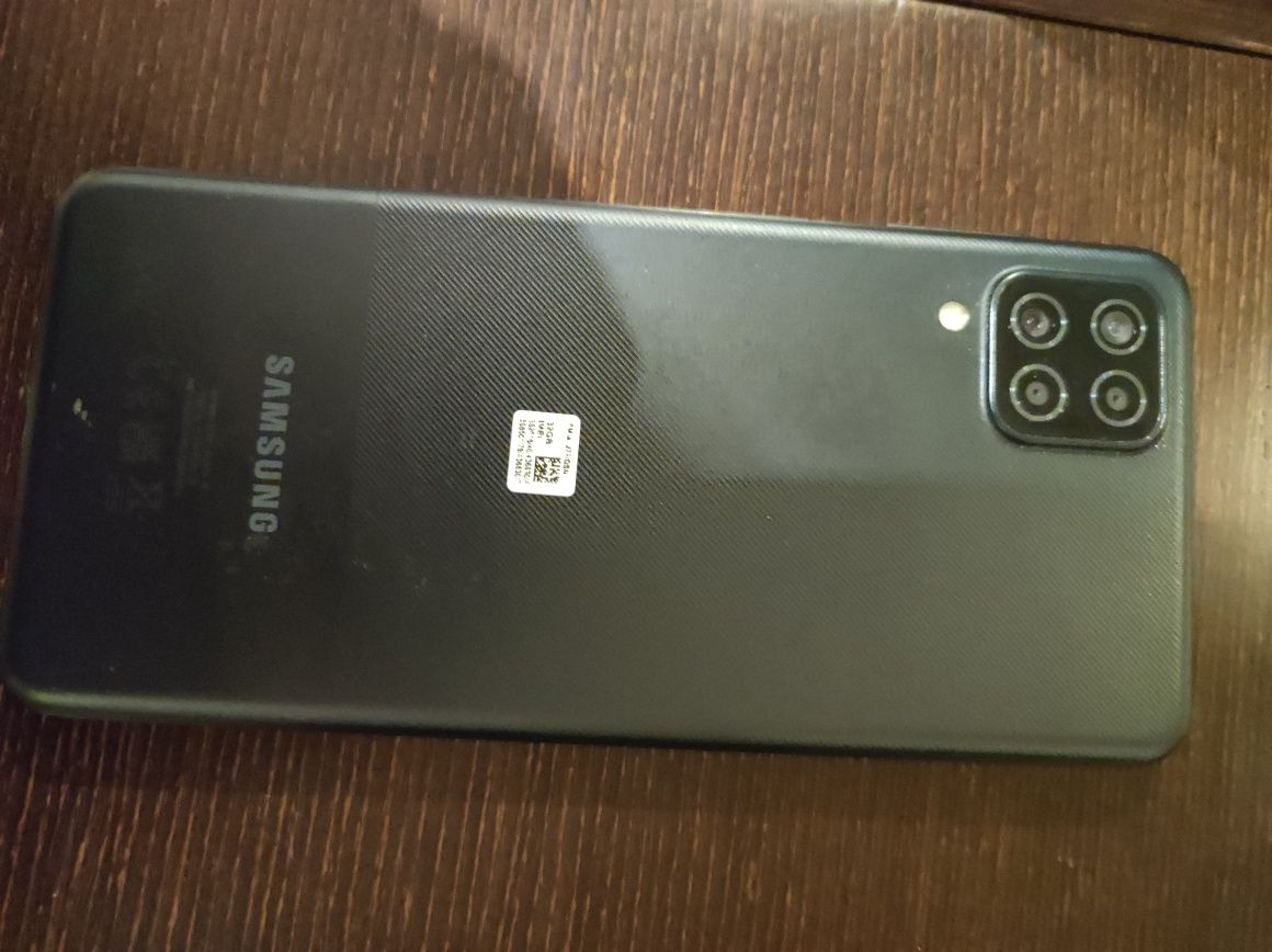 Samsung Galaxy A12 praticamente novo