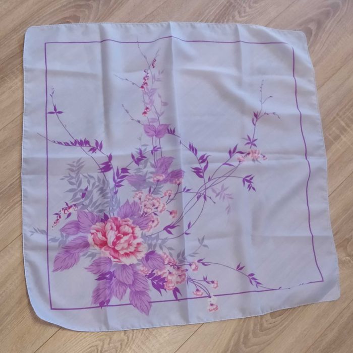 Chusta damska – KWIATY