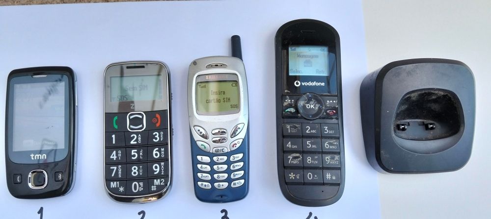 Vendo 4 telemóveis ótimo estado