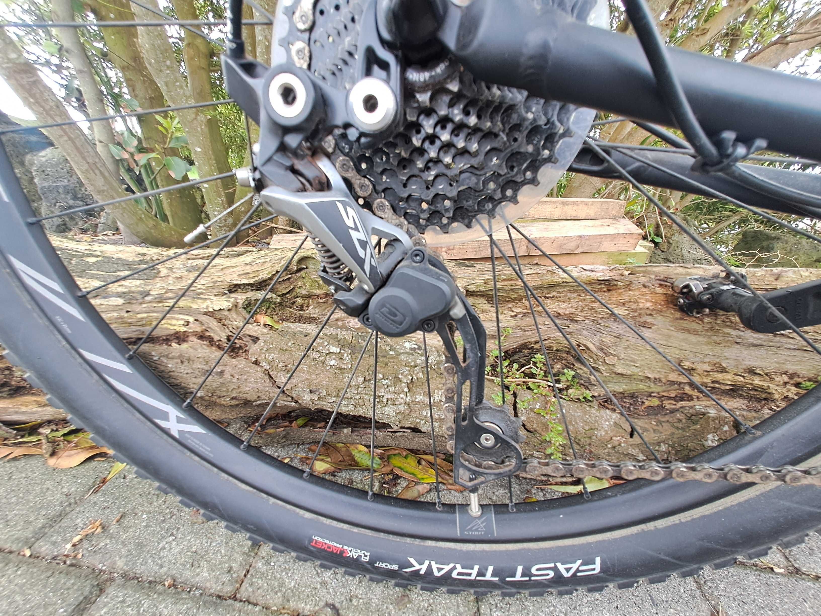 Bicicleta specialized
