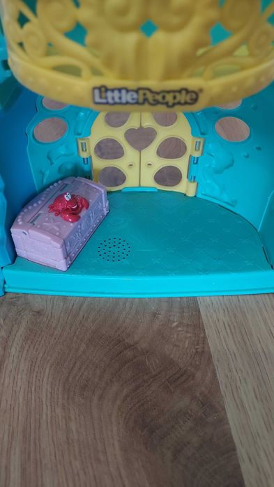 Domek,zamek Little People