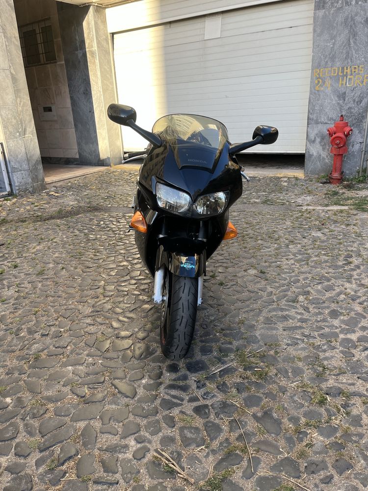 VFR800 fi 1998.