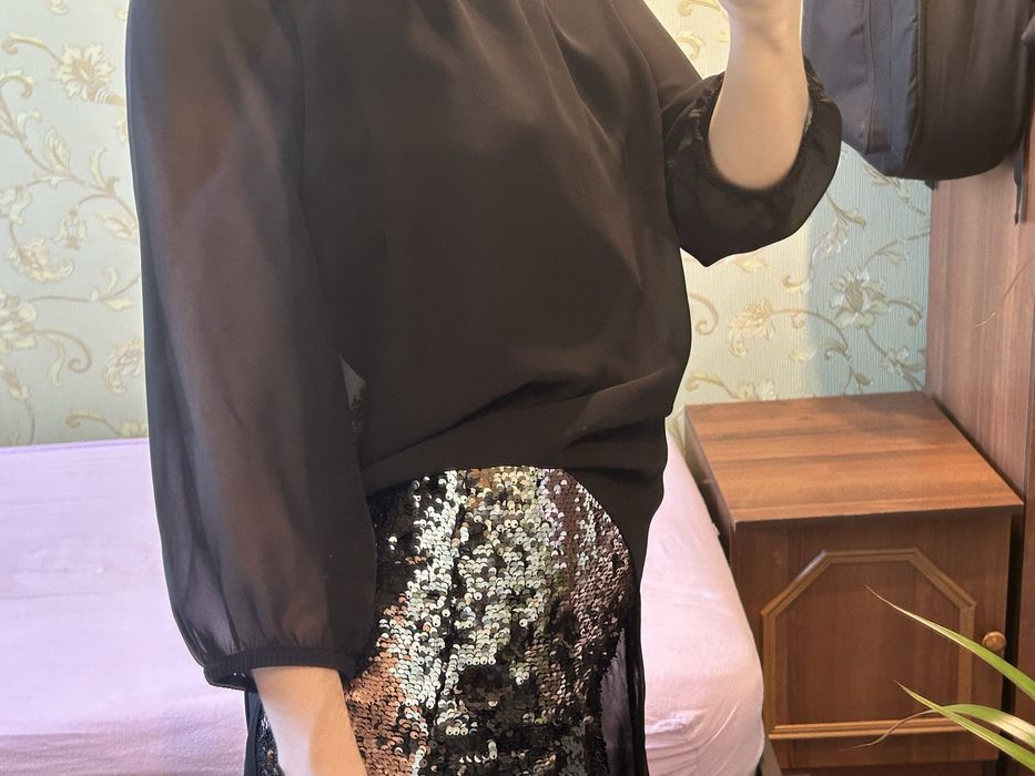 Платье черное, размер М