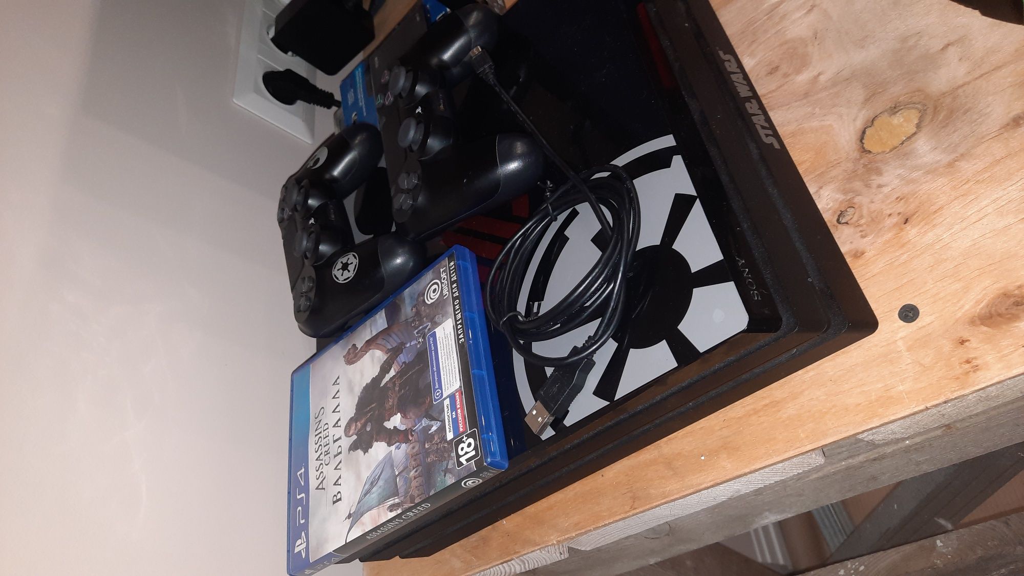 PS4 pro 2tb, 2 джойстики, Асасін кріад вальгала