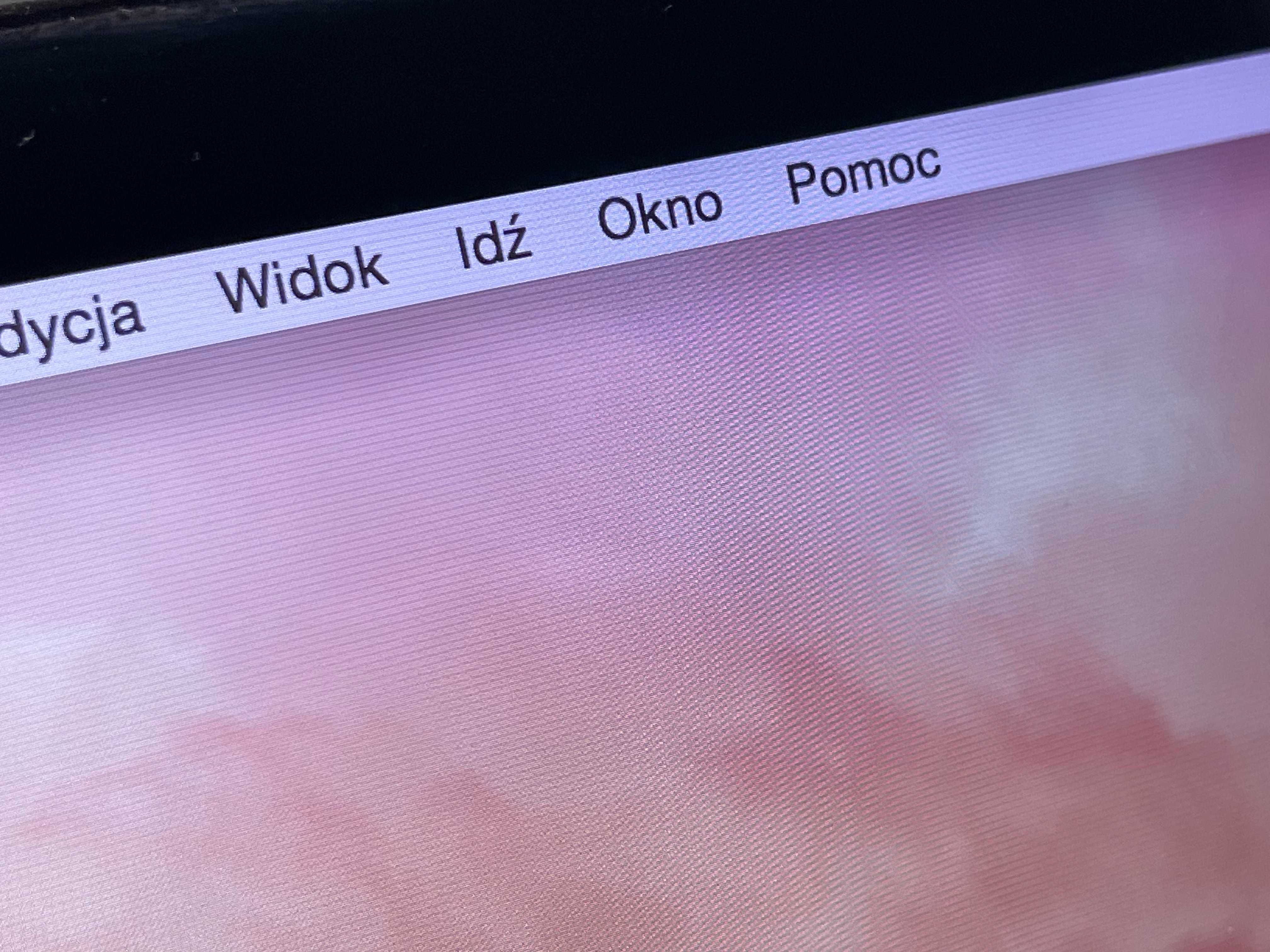 MacBook Pro 15” (Mid 2014), i7, 16GB RAM, GT 750M – uszkodzona matryca