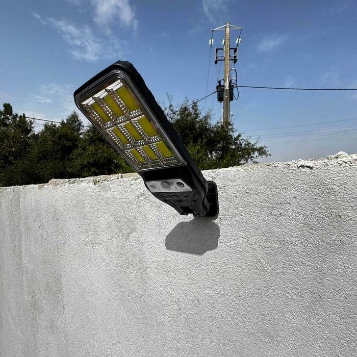 Luminária LED solar para exterior