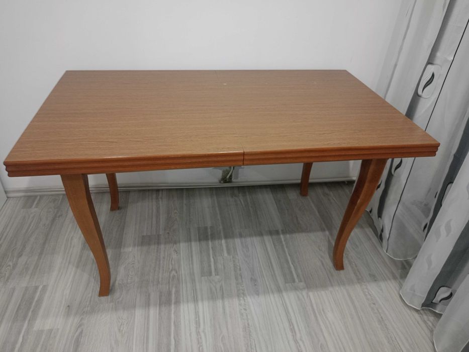 Stół drewniany rozkładany