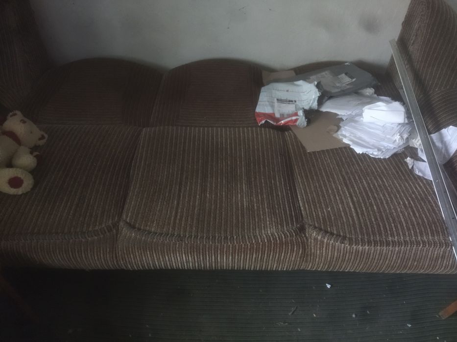 Диван і два крісла