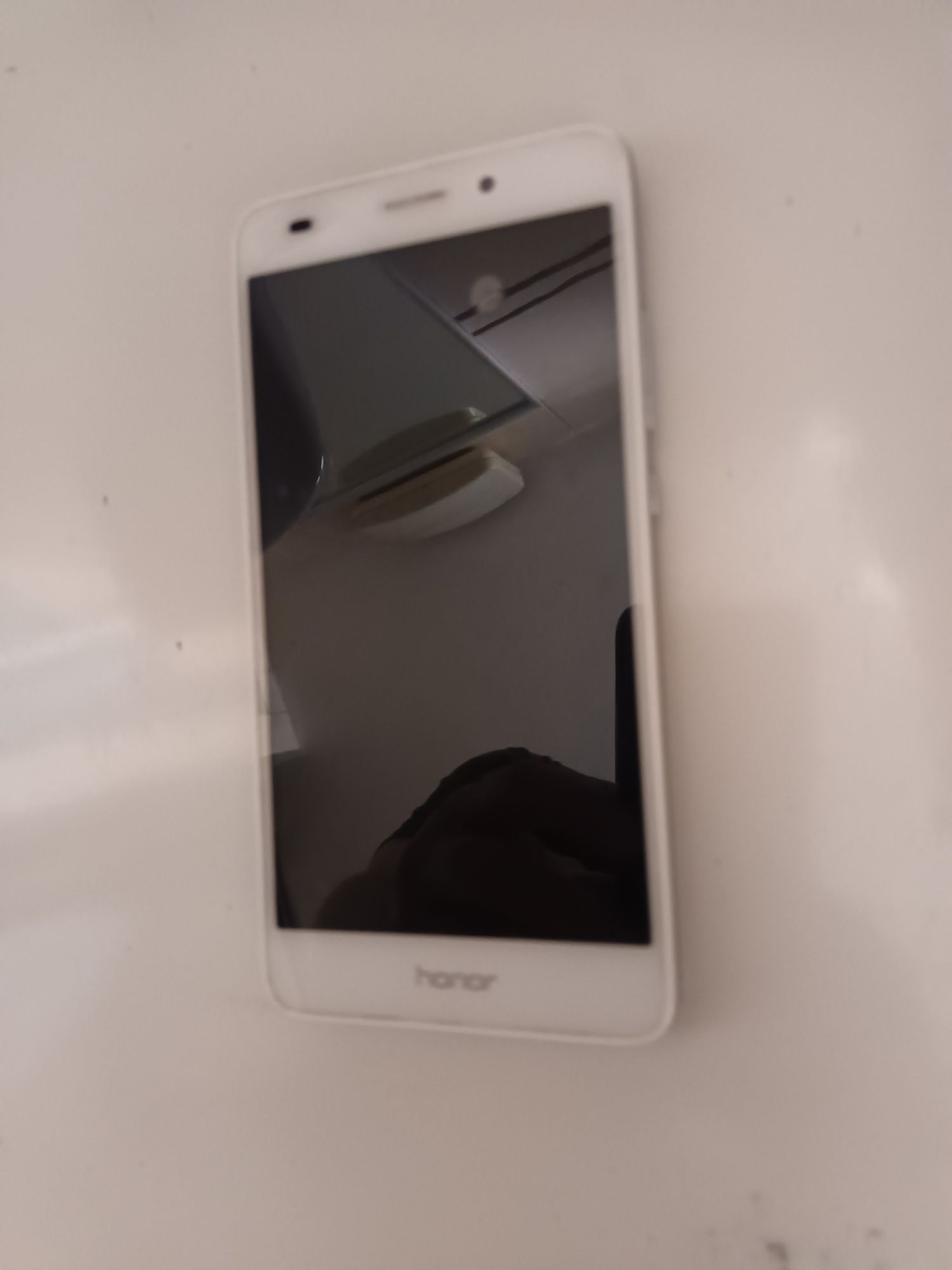 Honor 7 lite, nem-L21 2GB 16GB SILVER DUAL SIM

HONOR 7 LITE NEM-L21.