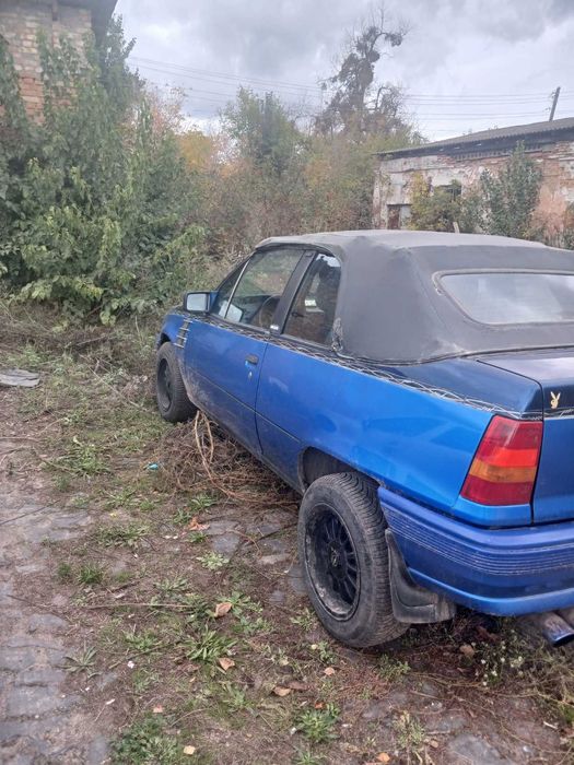 Opel Kadett Cabriolet 1.3 1985 р