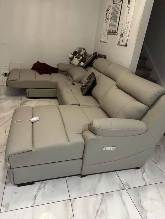 Sofa chaise Longue c/ cadeiras reclináveis elétricas
