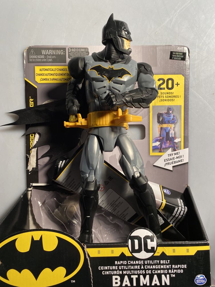 Batman figurka, wydaje dźwięki