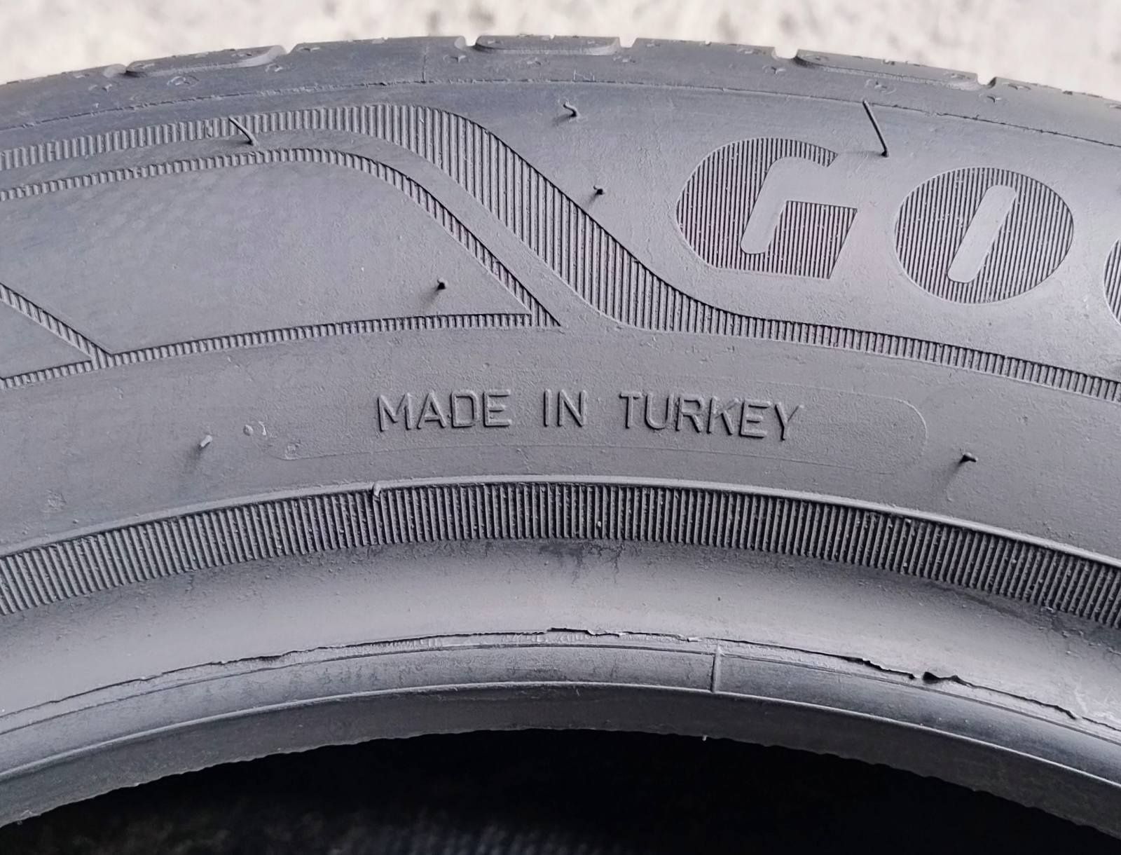 Шини літні R16 195/55 Good Year Efficient Grip Performance