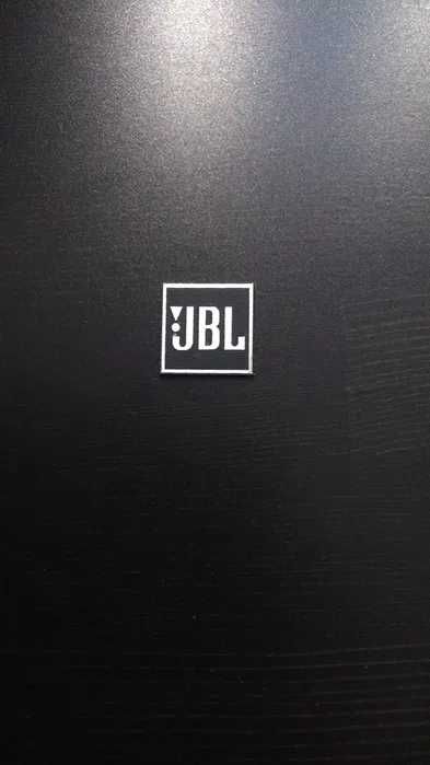 3 loga/emblematy: JBL, Dual, Linux