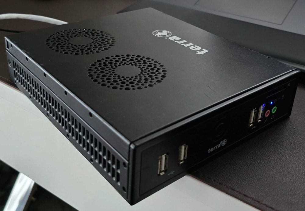 маленький комп'ютер Terra PC \i3\16 gb\256